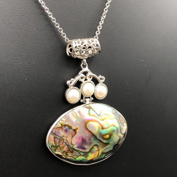 Estate Find Jewelry - Paua Abalone Shell Pendant 20" Necklace White Freshwater Pearl Silver Tone Slide
